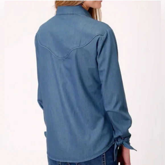 EUC Roper Womens Light Wash 100% Cotton Western Denim L/S Blouse Size S - Picture 2 of 7